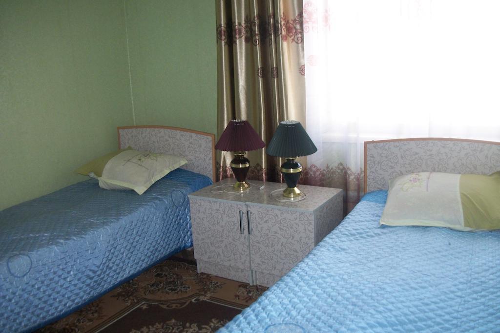 Enirest Hotel Karakol Room photo