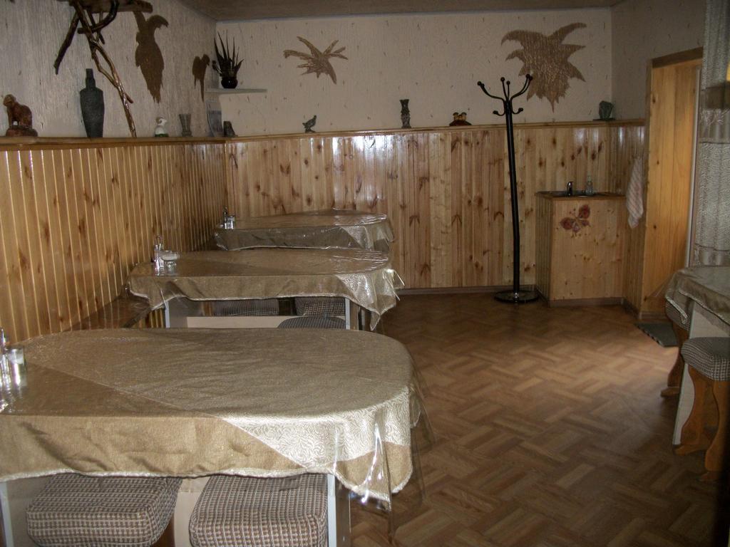 Enirest Hotel Karakol Exterior photo