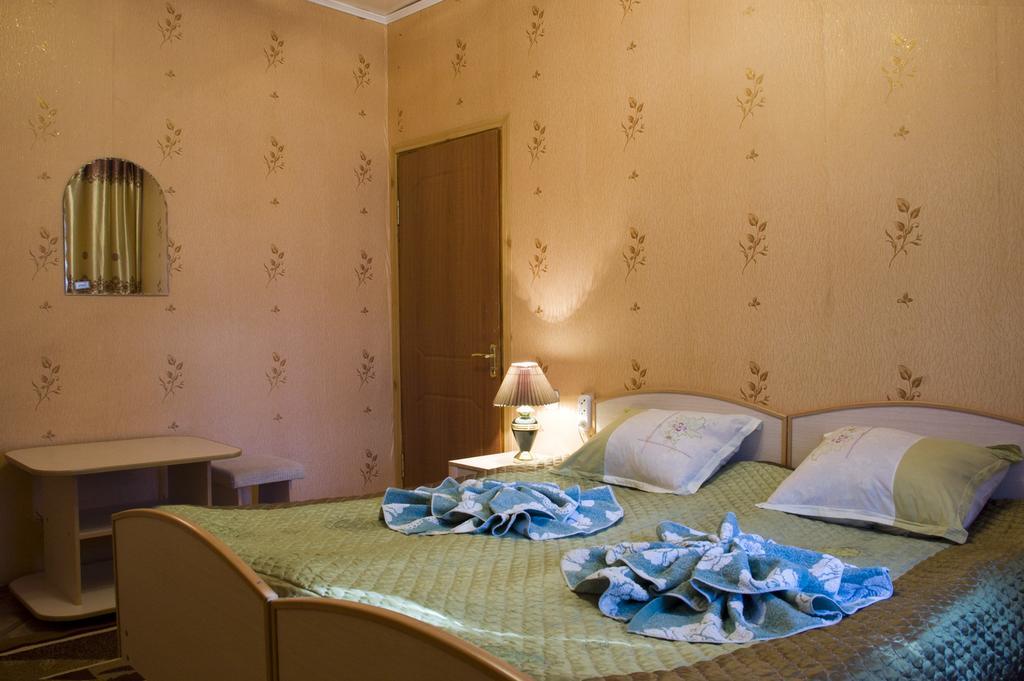 Enirest Hotel Karakol Exterior photo