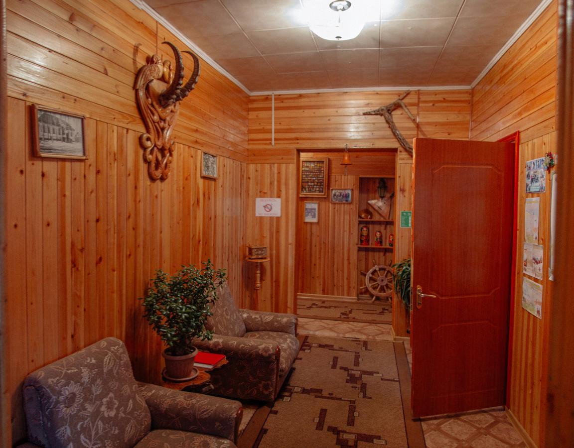 Enirest Hotel Karakol Exterior photo